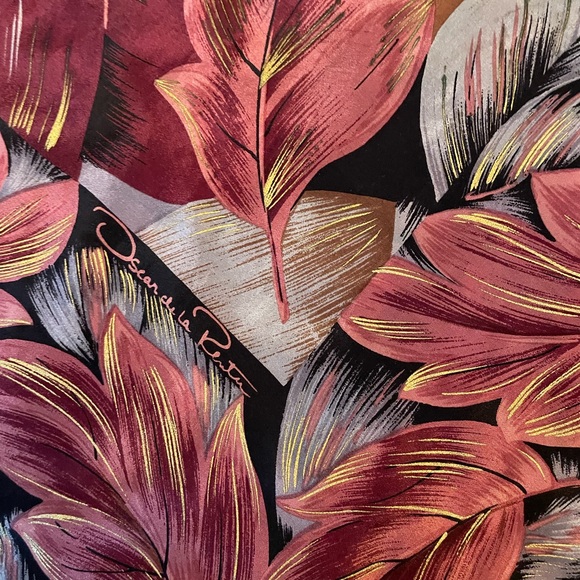 Oscar de la Renta Mauve and Gold Floral Scarf - Picture 2 of 4